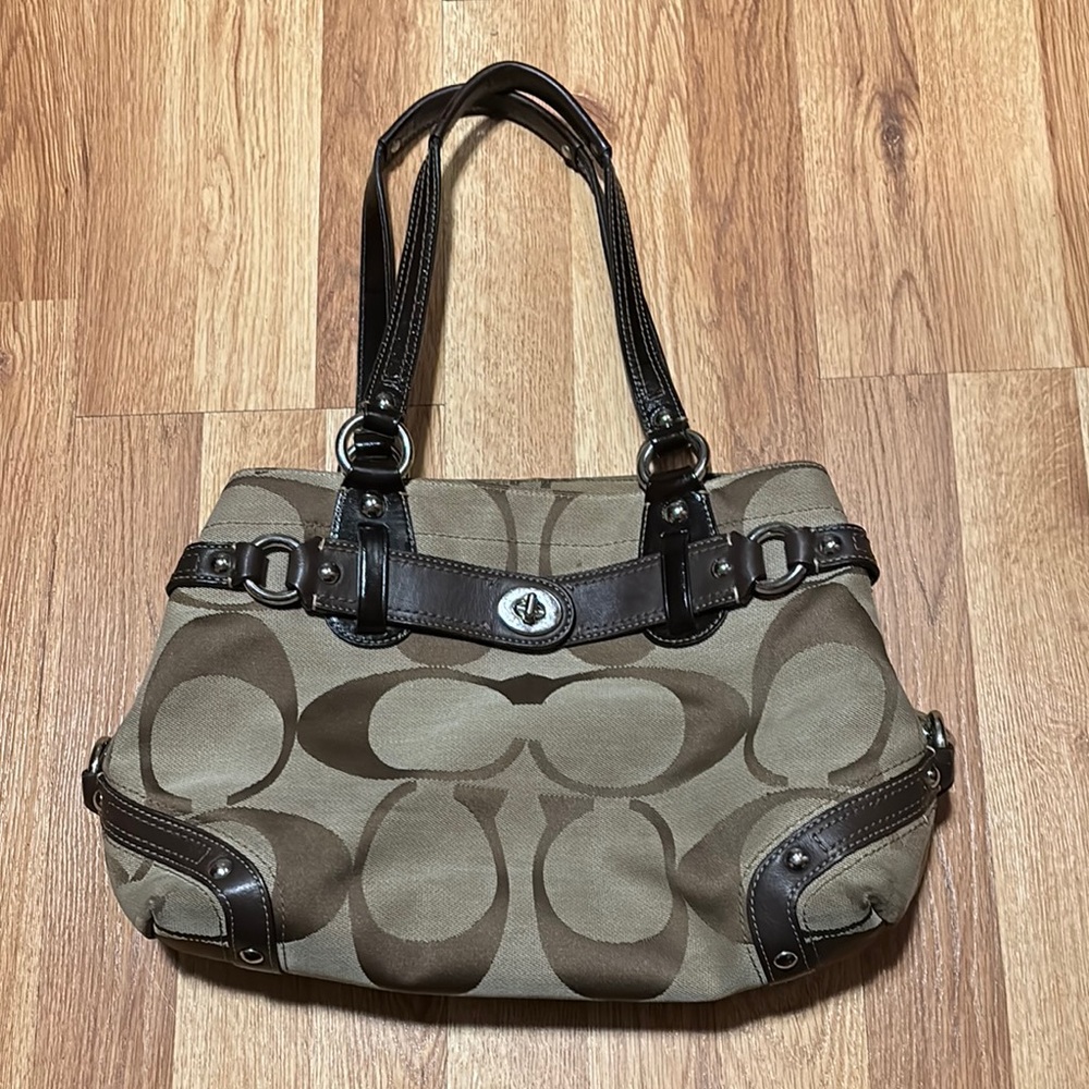 Vintage Brown and Tan Coach Shoulder bag - Picture 2 of 12